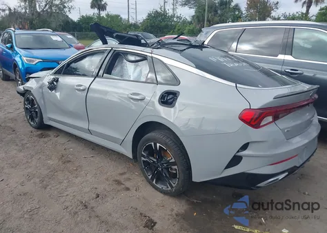 2021 Kia K5 Gt-Line z USA, uszkodzony, nr VIN 5XXG64J28MG075876
